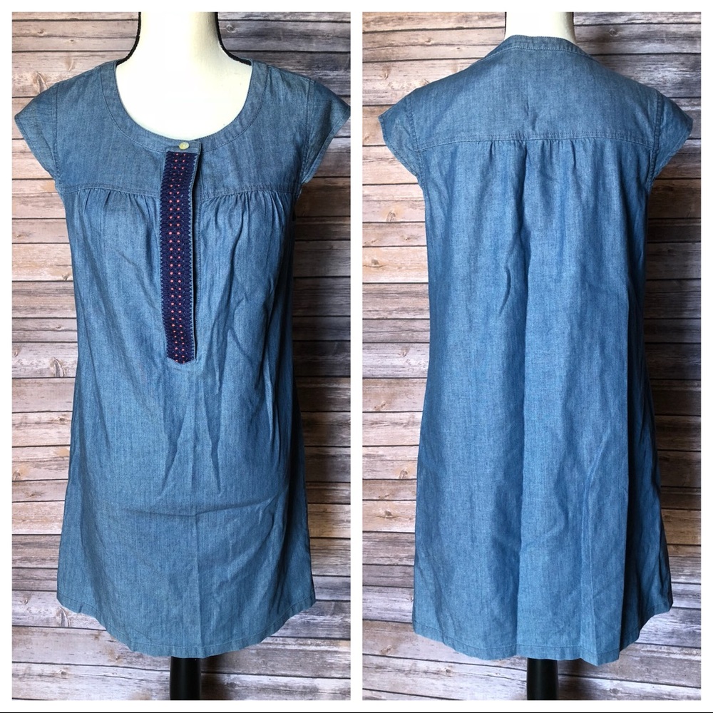 🌵FINAL🌵 Vineyard Vines Chambray Shift Dress
